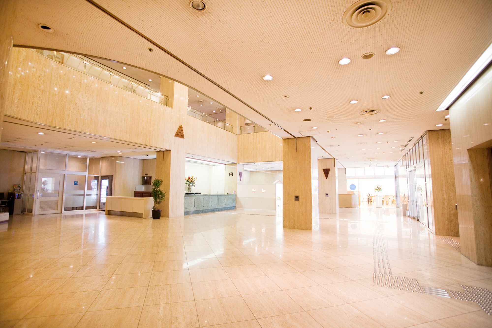 Hotel Mielparque Okayama Bagian luar foto